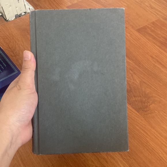 15. Teenager book named Eleanor & park by Rainbow Rowell good author and nice… - Picture 2 of 3